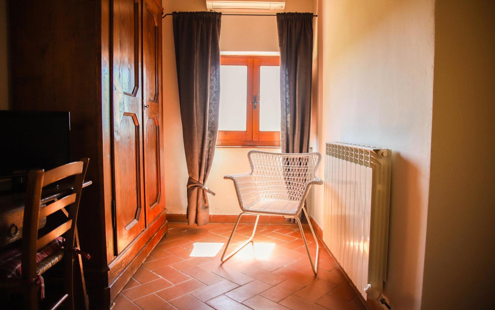 Bio Agriturismo Poggio Aione 萨杜勒尼亚 外观 照片
