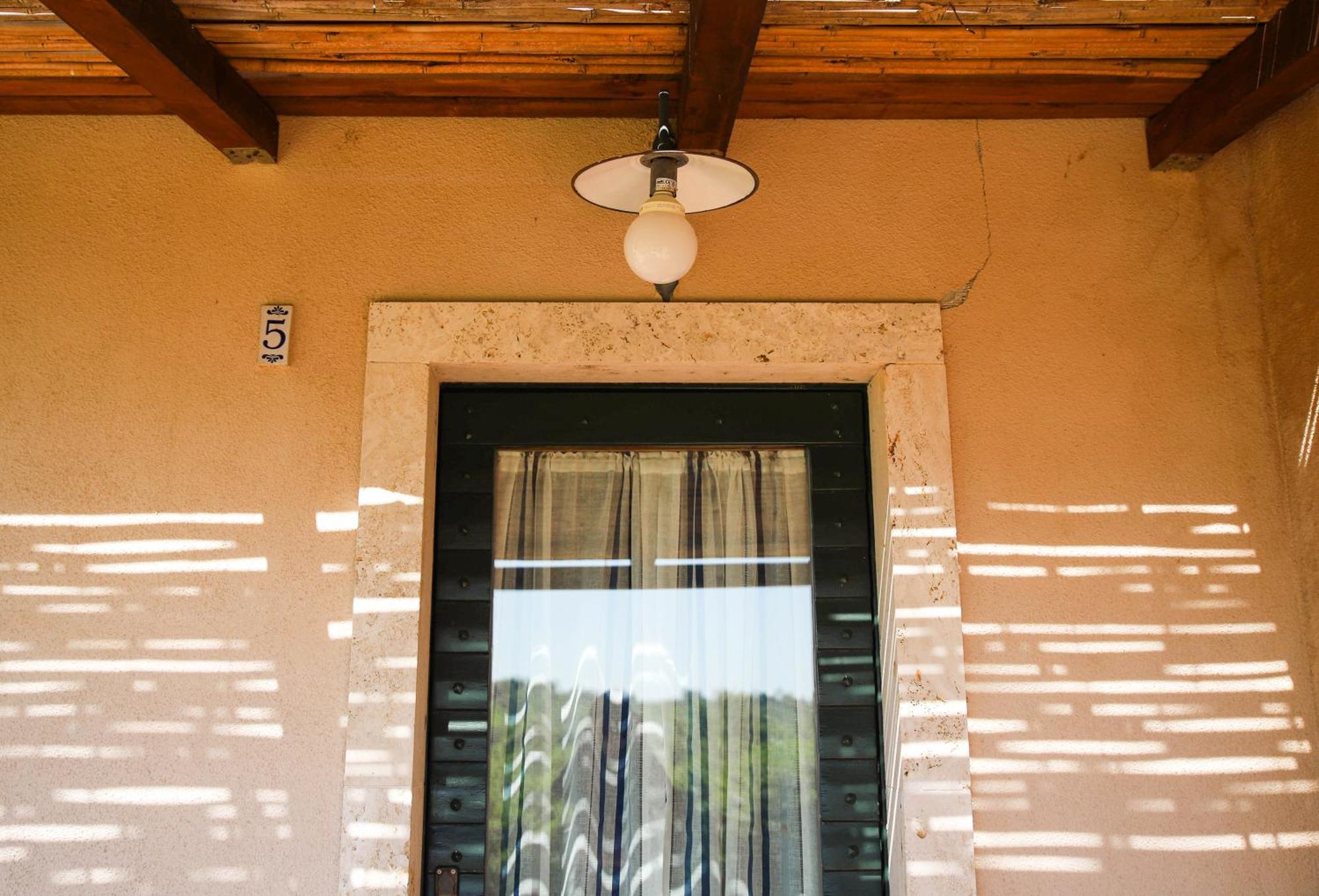 Bio Agriturismo Poggio Aione 萨杜勒尼亚 外观 照片
