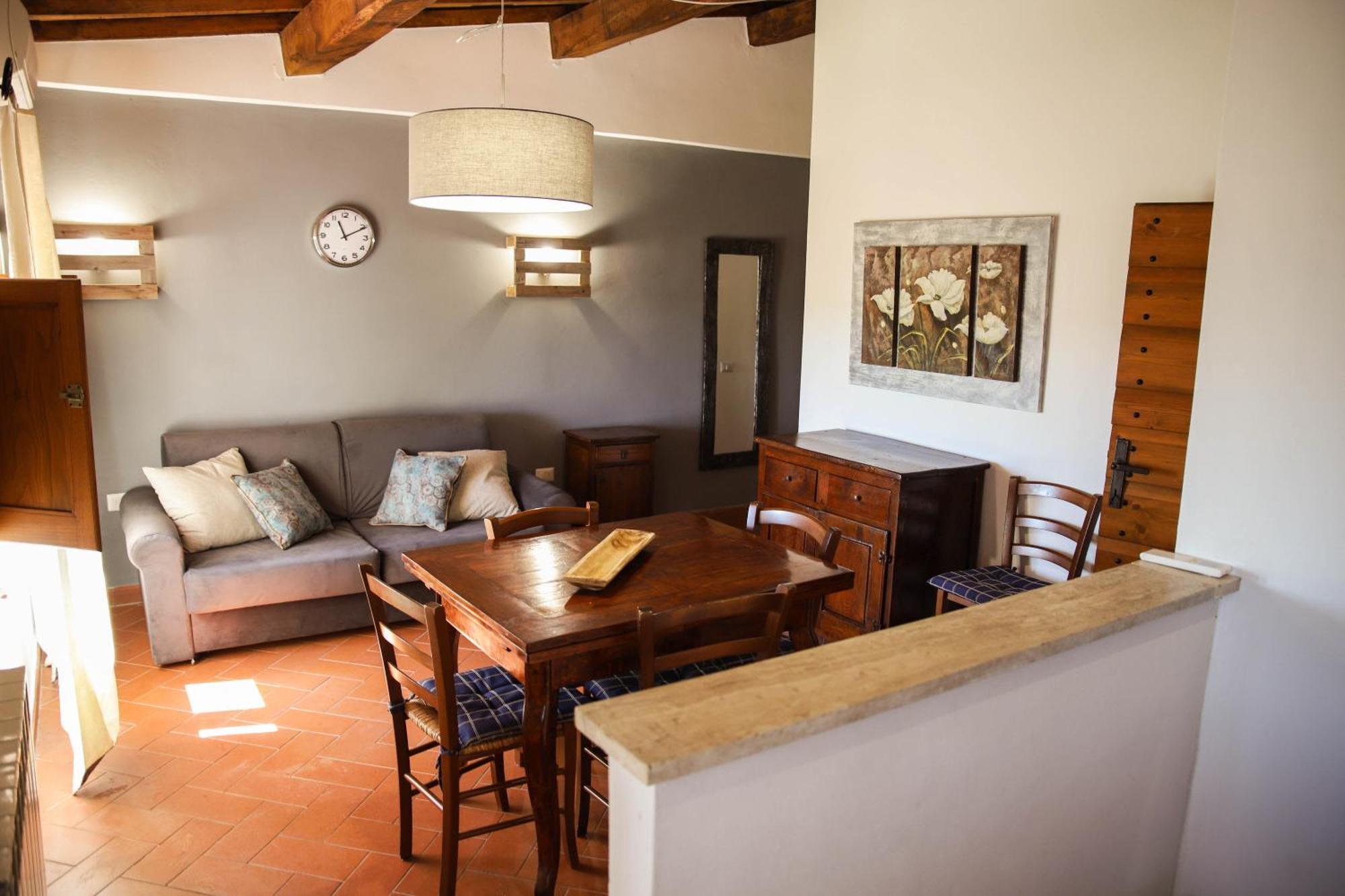 Bio Agriturismo Poggio Aione 萨杜勒尼亚 外观 照片