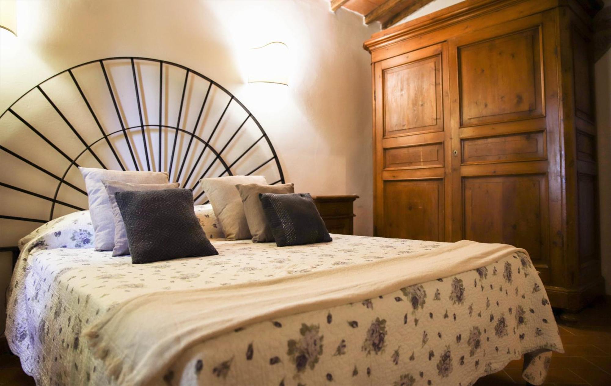 Bio Agriturismo Poggio Aione 萨杜勒尼亚 外观 照片