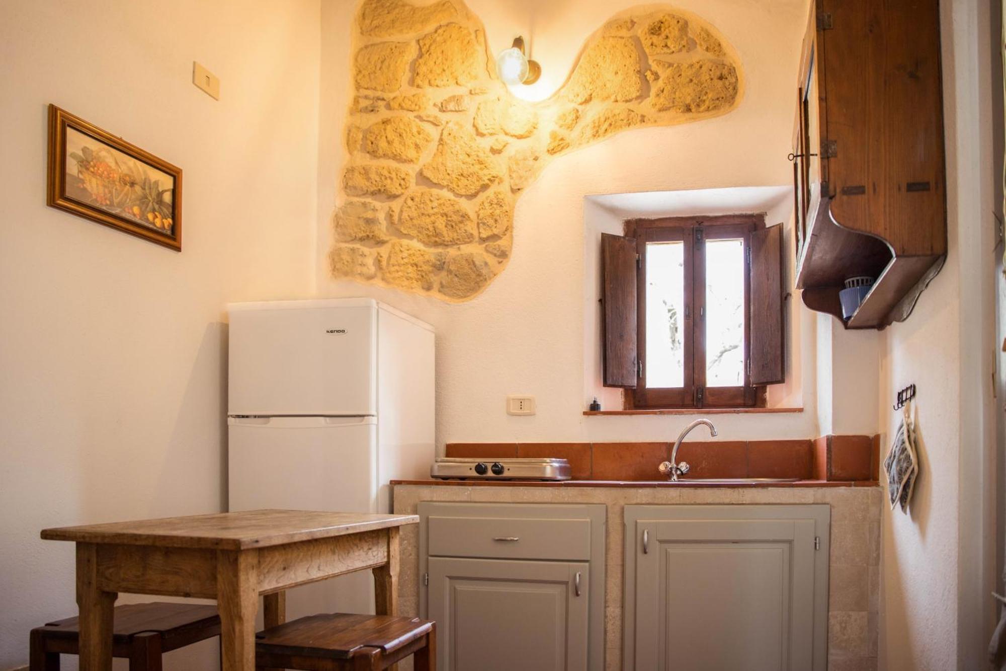 Bio Agriturismo Poggio Aione 萨杜勒尼亚 外观 照片